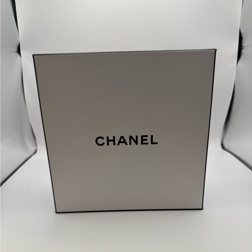 Chanel Box
